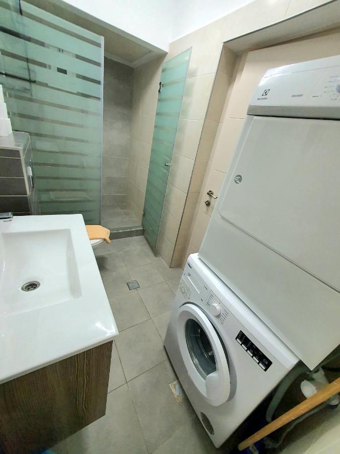 Barak Royal Suites 52 Garden - חמש דקות מהים ומהטיילת Eilat Exterior photo